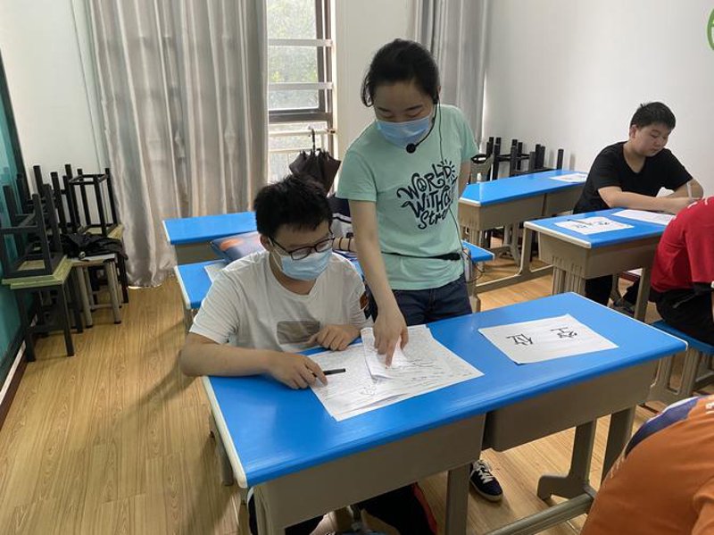 小升初培训：开启孩子的未来之门